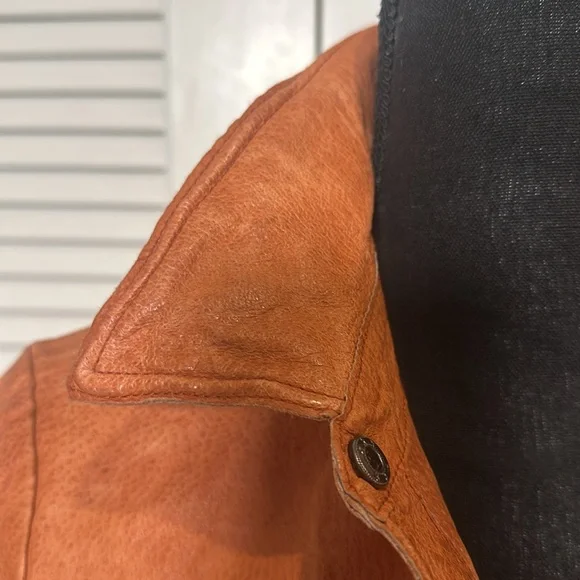 100% Genuine Leather Snap-Button Shirt Jacket (Size Medium, Rust Orange Vintage) - Picture 4 of 16